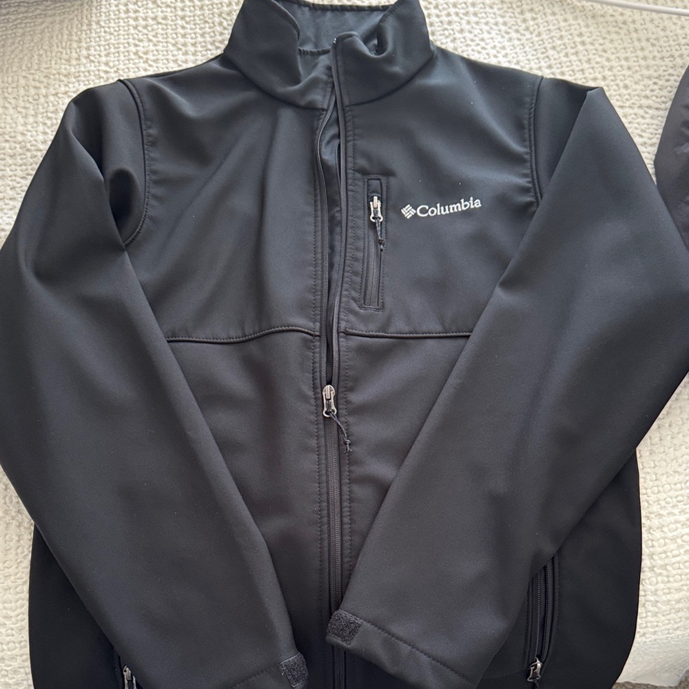 Columbia Black Full-Zip Jacket